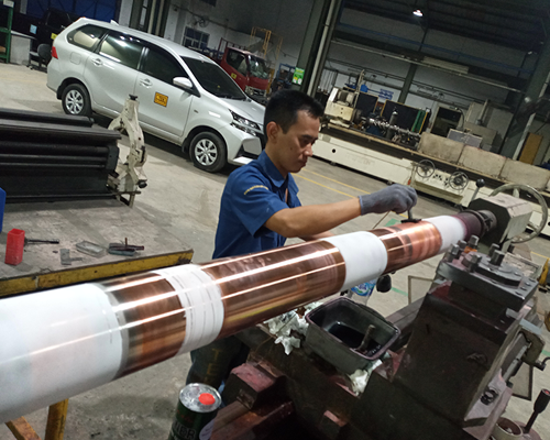 Piston rod cylinder.
